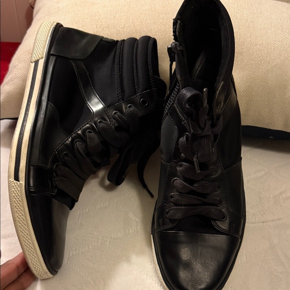 Kenneth Cole New York Base Down Low Sneakers - Picture 3 of 11